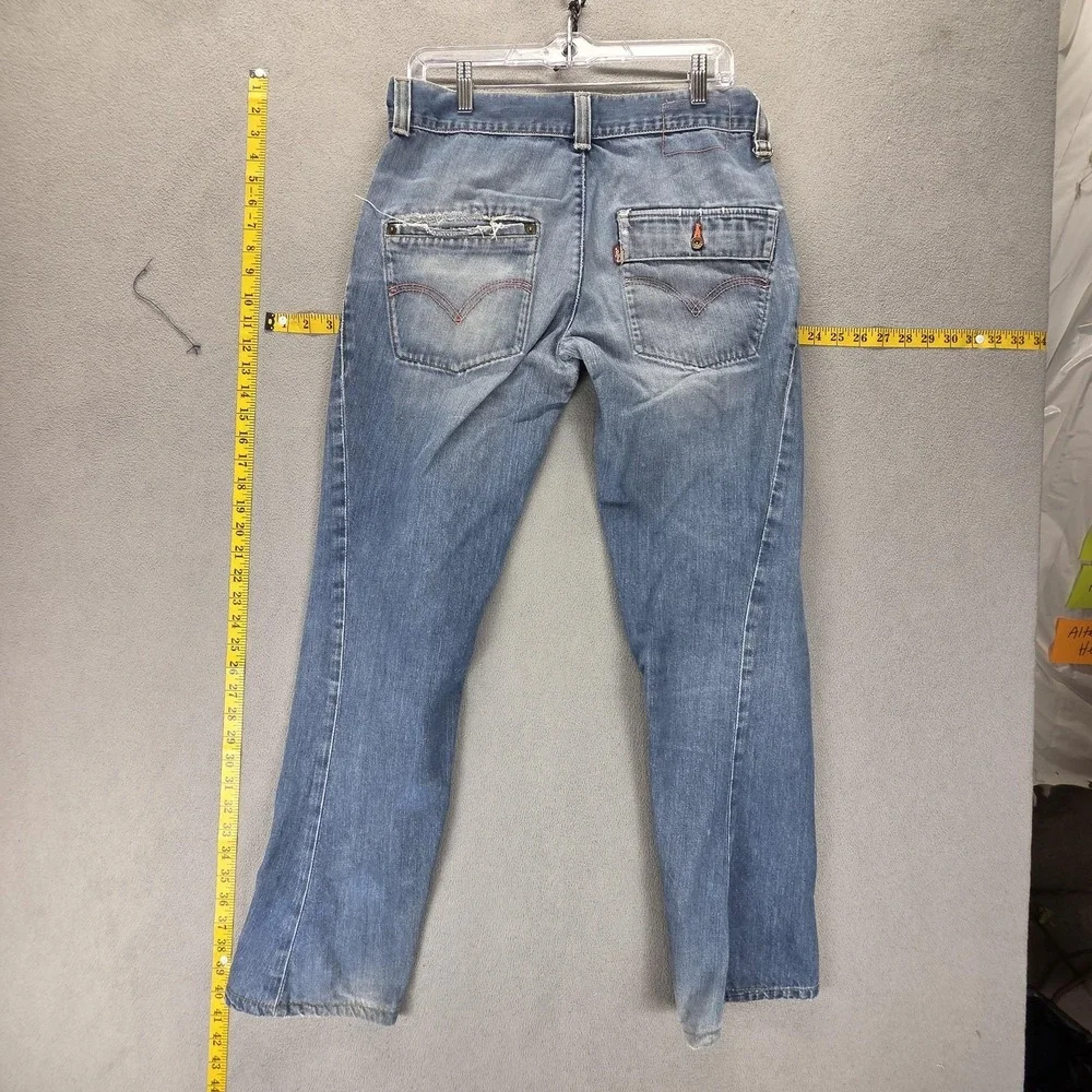 Vintage Levis Engineered Jeans Mens 32x32 Blue Twisted Flap Pockets Medium Wash